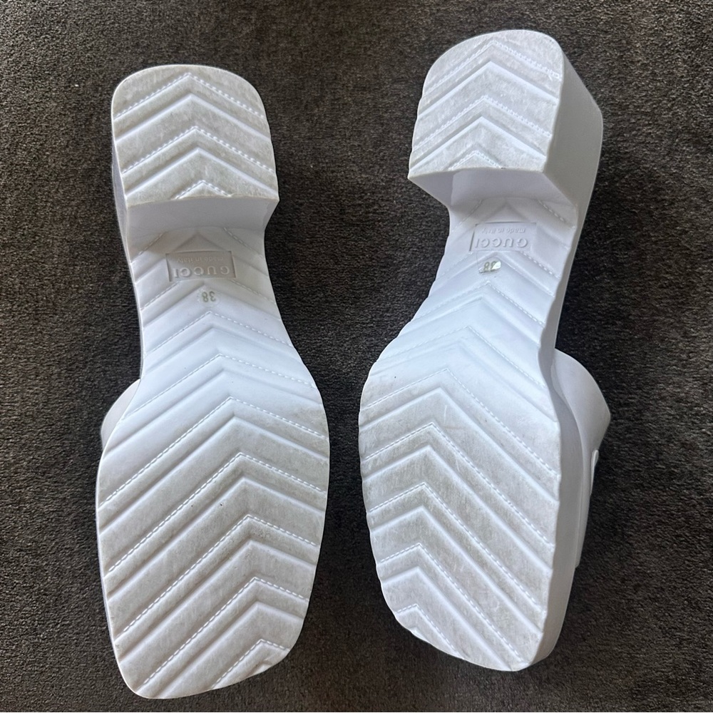 Gucci Women's White Mules - Picture 3 of 3
